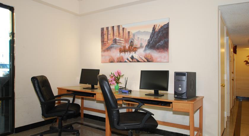 מלון Ramada Tucson East מראה חיצוני תמונה
